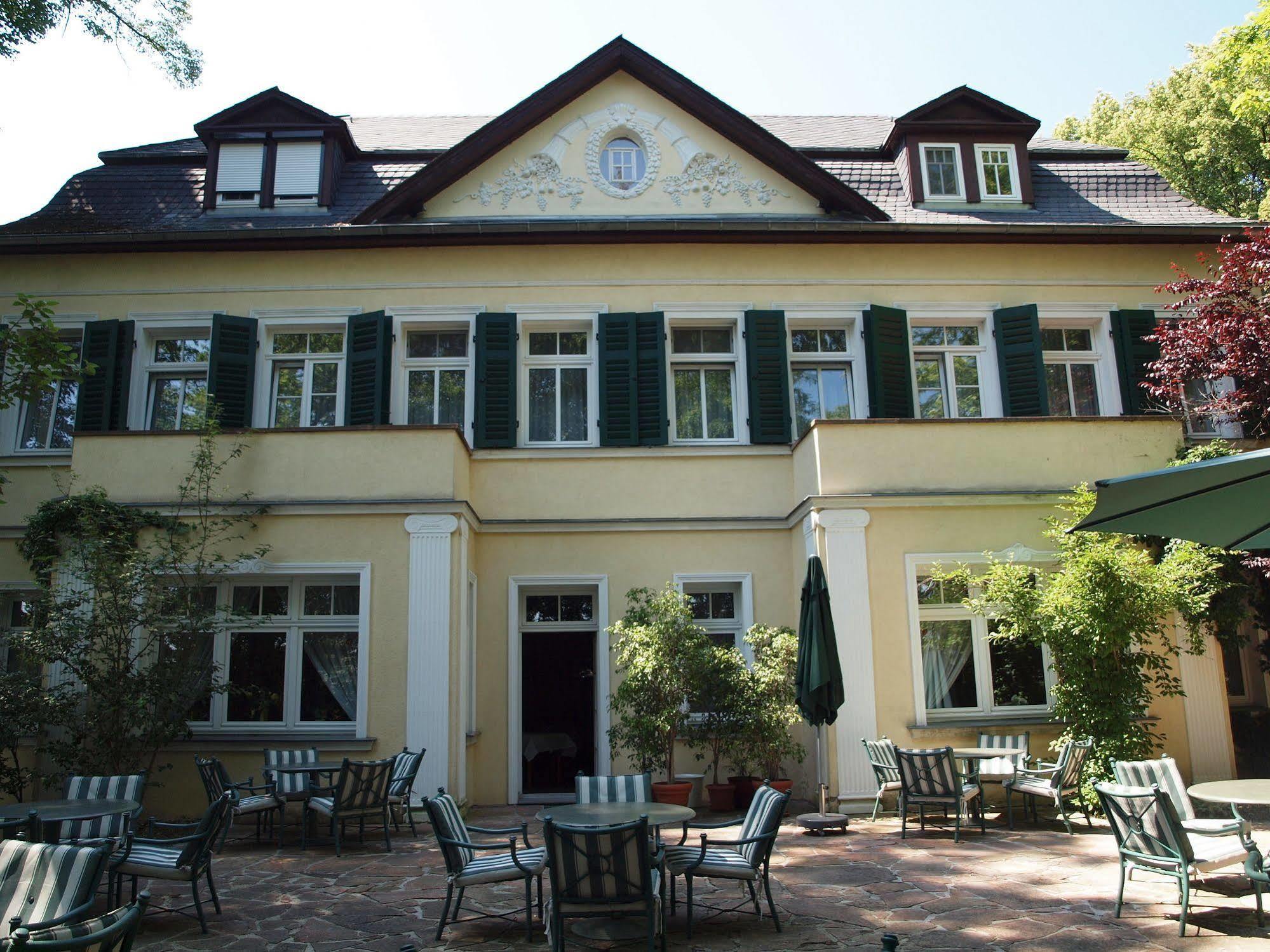 Hotel & Restaurant Bellevue Schmoelln Exterior photo